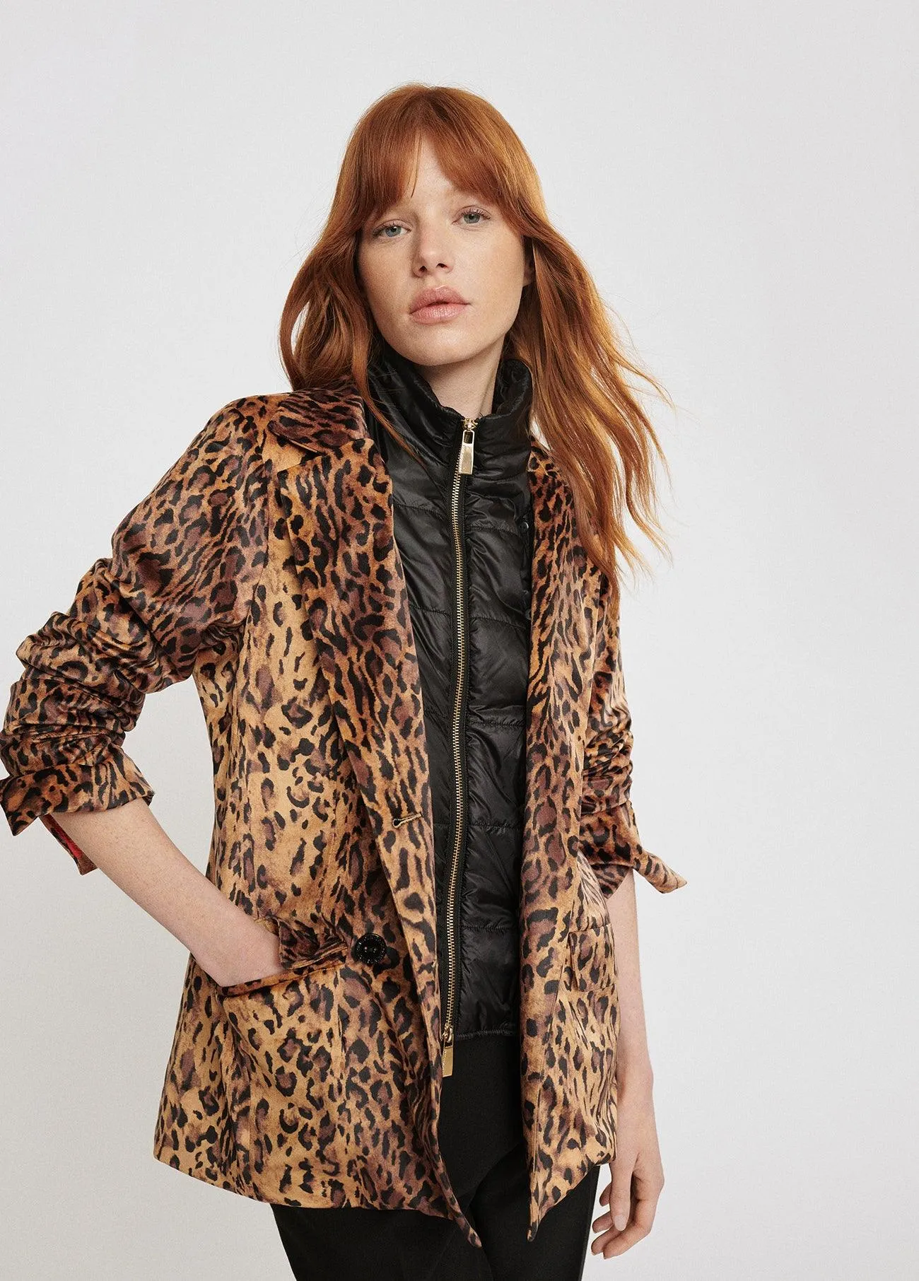 Animal print velvet blazer