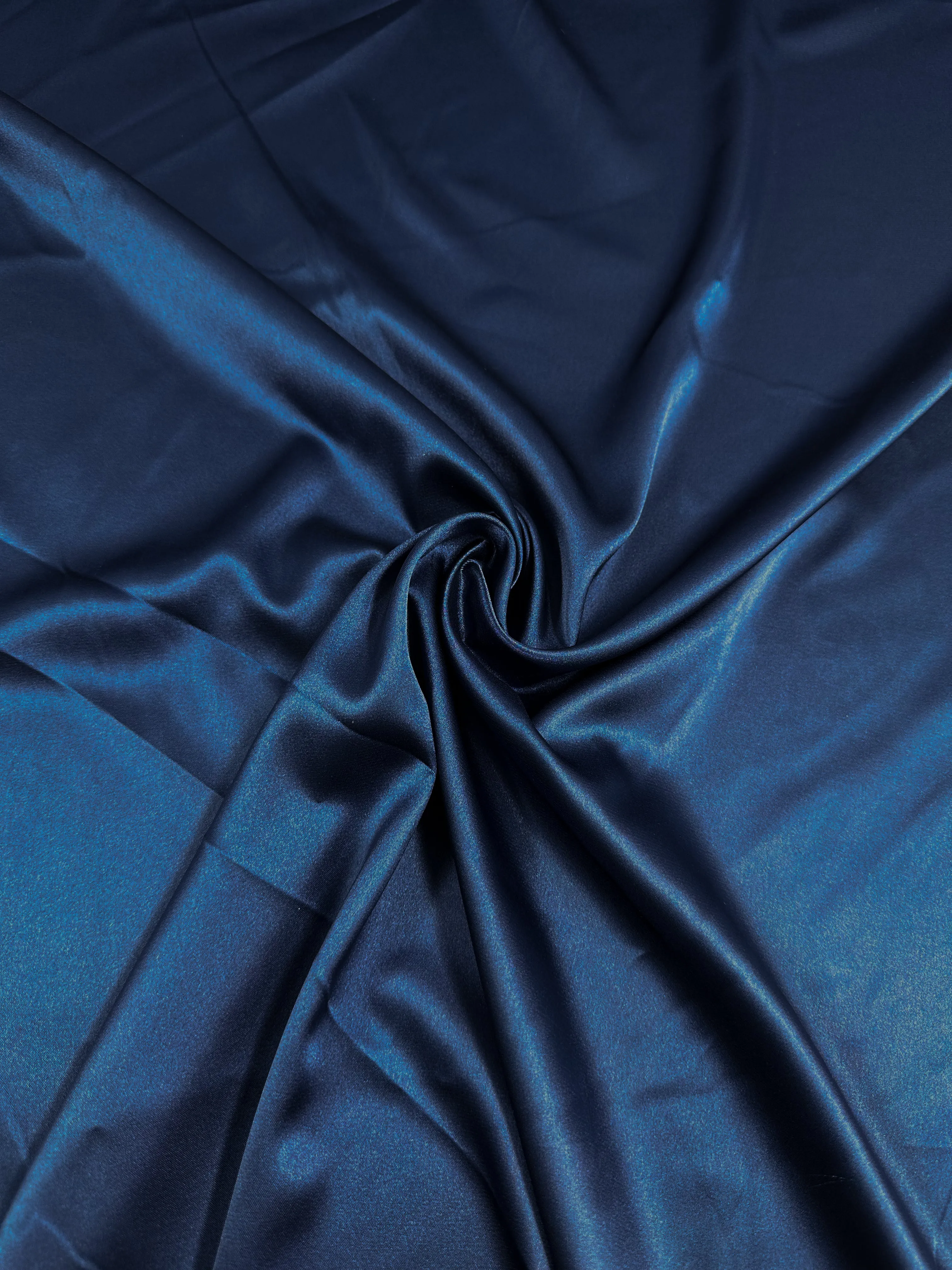 Satin Deluxe - Navy - 150cm